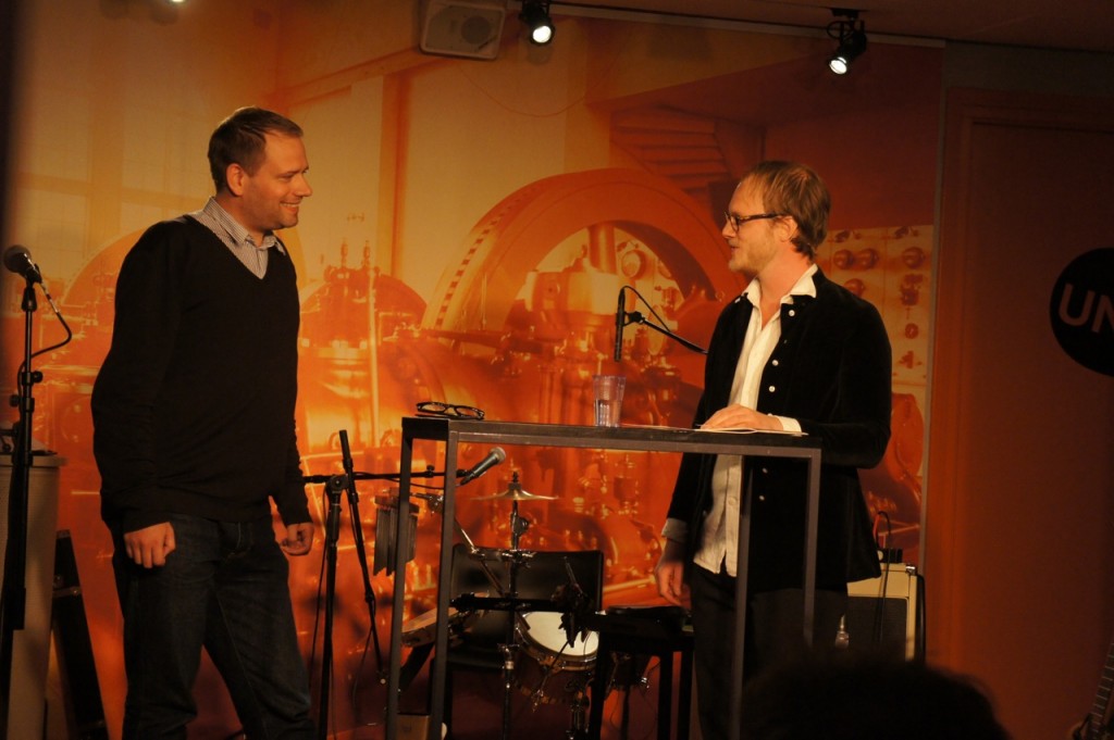 Eric Ericson intervjuas av Brevnovellers Jens Klitgaard